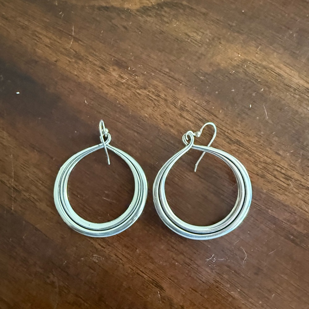 Brighton Earrings - Picture 2 of 2